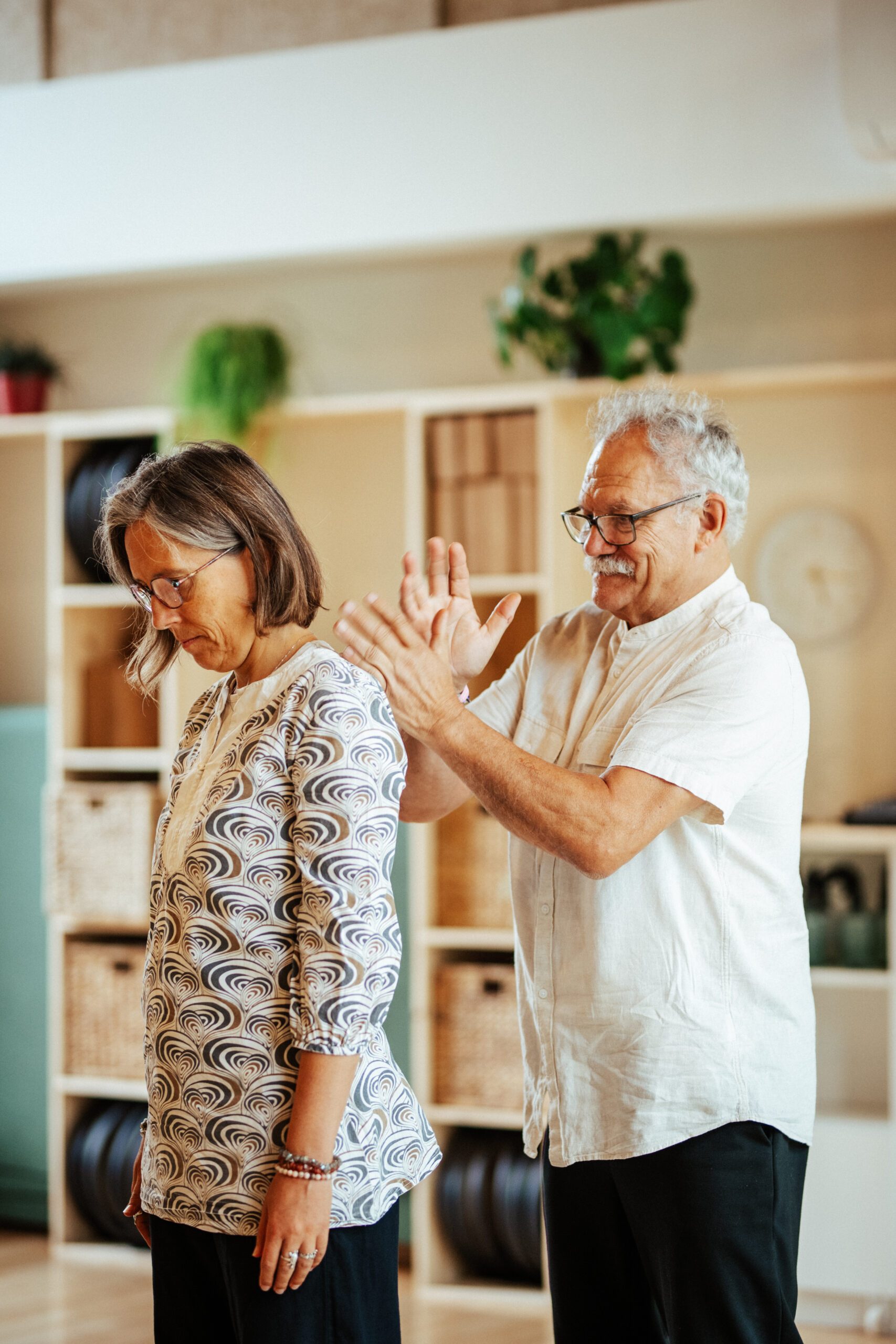 Caroline et Guy en pratique de DoIn au Cerisier