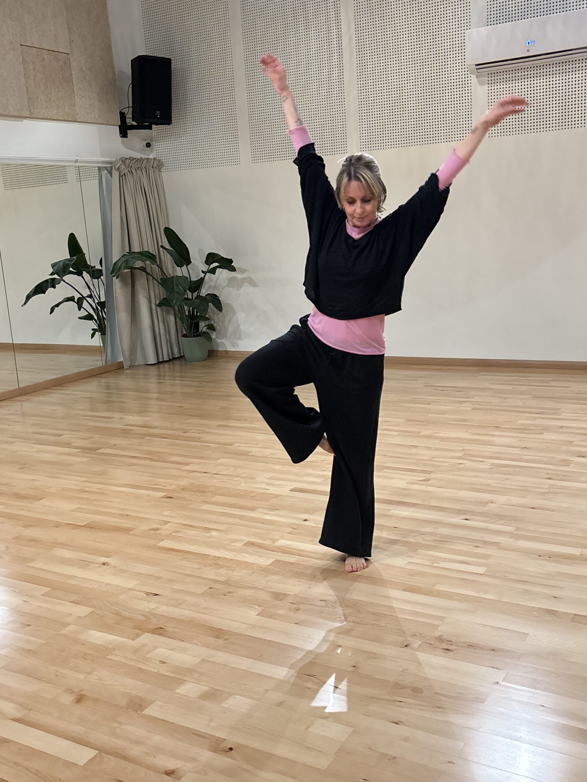 Melinda-joy dansant au Cerisier à Bailleul