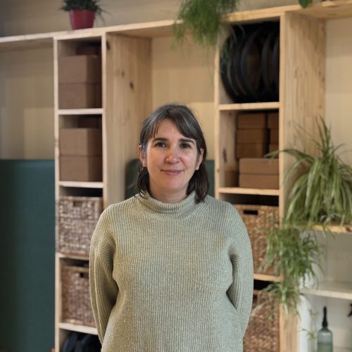 IMG_7913 (1) (1) Charlotte professeur de yoga et praticienne en shiatsu